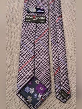 Silk Tie Geometric Houndstooth Pattern -floral Print Lining- Lavender Red Accent